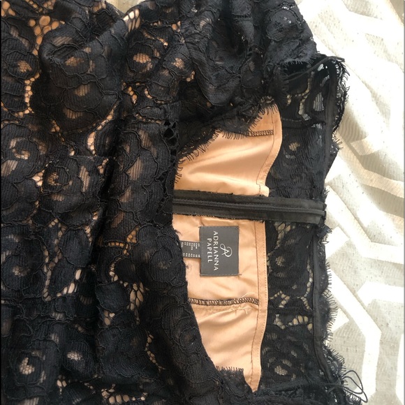 AdriannaPapell Women's Off The Shoulder Lace Dress - Picture 7 of 10